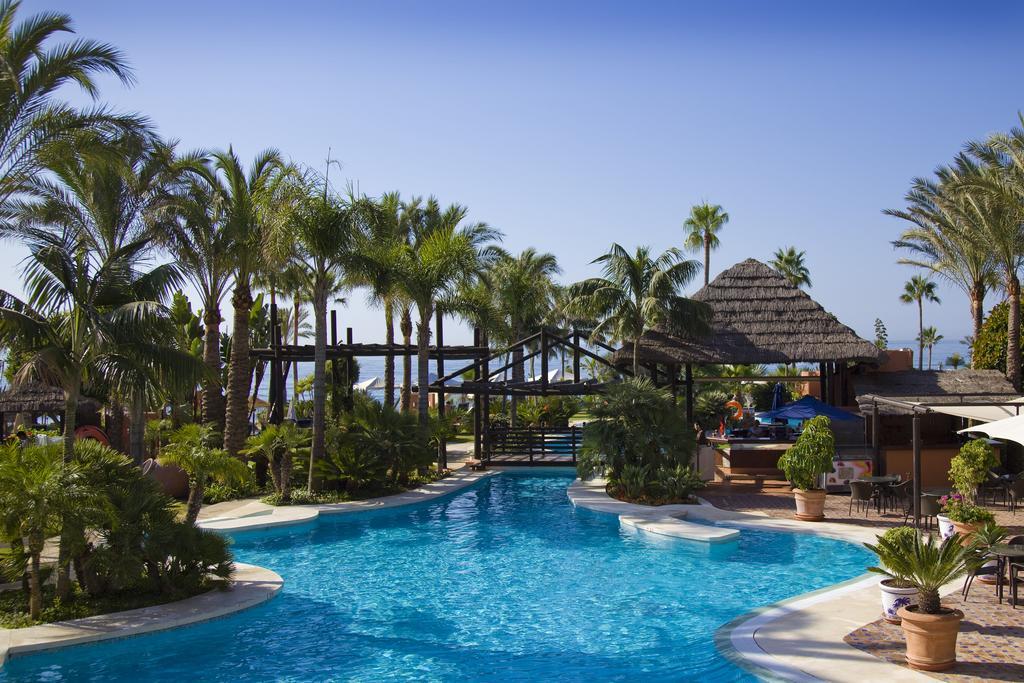 Bahia Beach Apartments Estepona Dış mekan fotoğraf