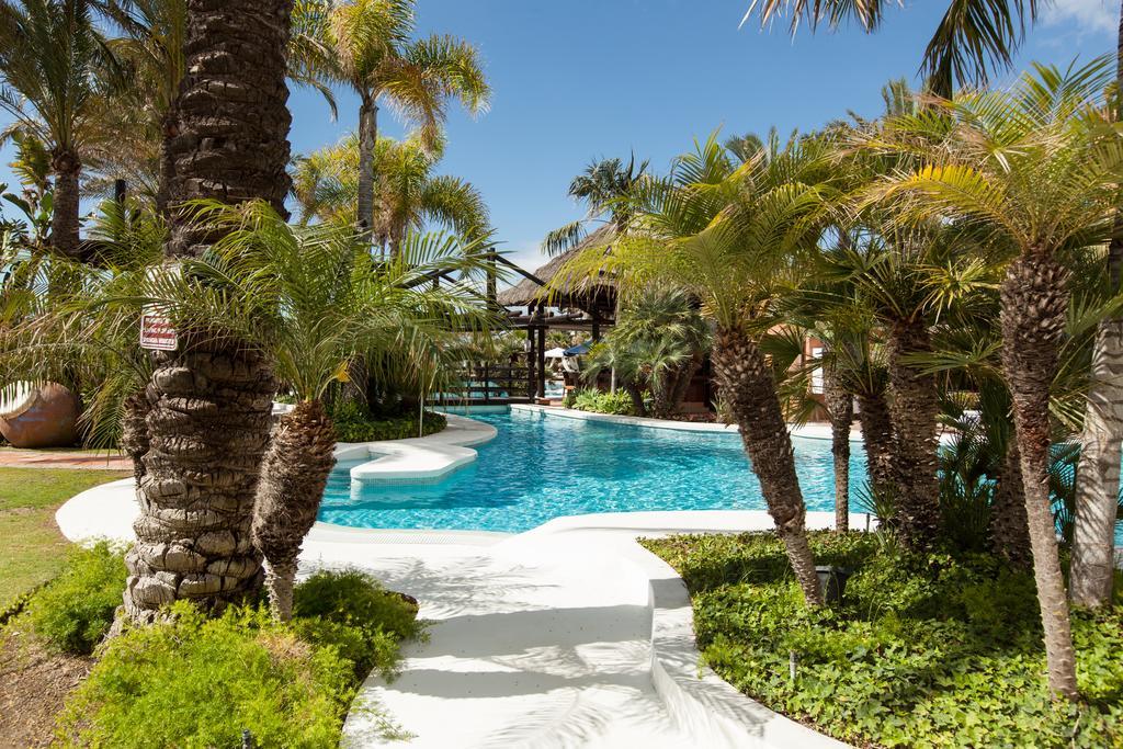 Bahia Beach Apartments Estepona Dış mekan fotoğraf