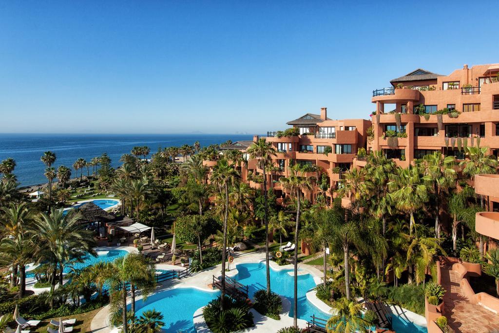 Bahia Beach Apartments Estepona Dış mekan fotoğraf