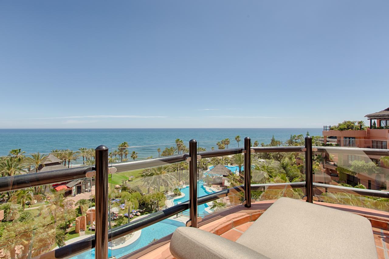 Bahia Beach Apartments Estepona Dış mekan fotoğraf