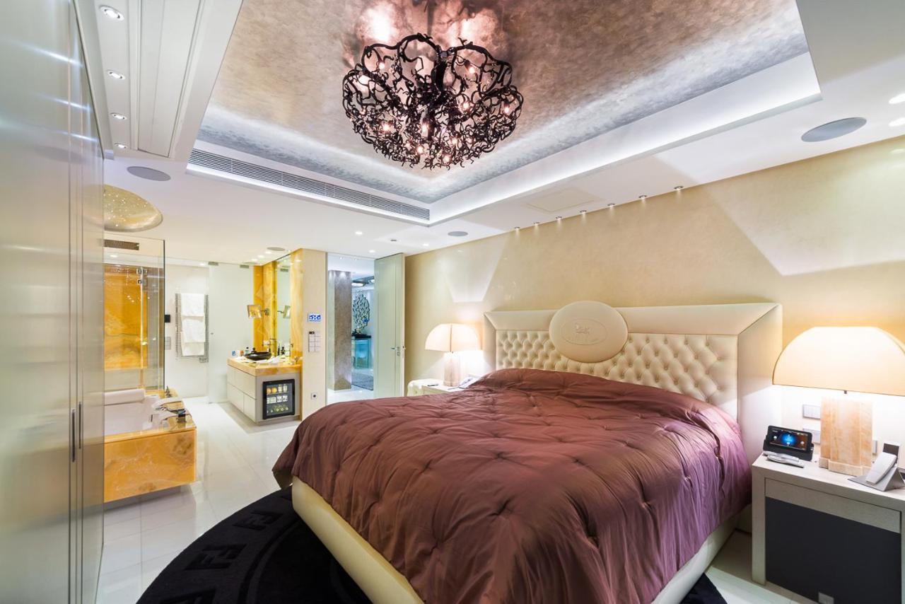 Bahia Beach Apartments Estepona Dış mekan fotoğraf