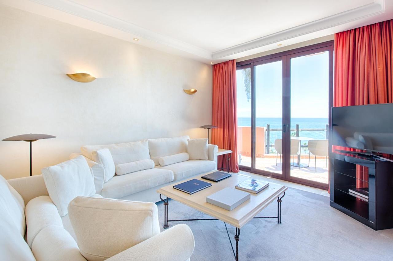 Bahia Beach Apartments Estepona Dış mekan fotoğraf